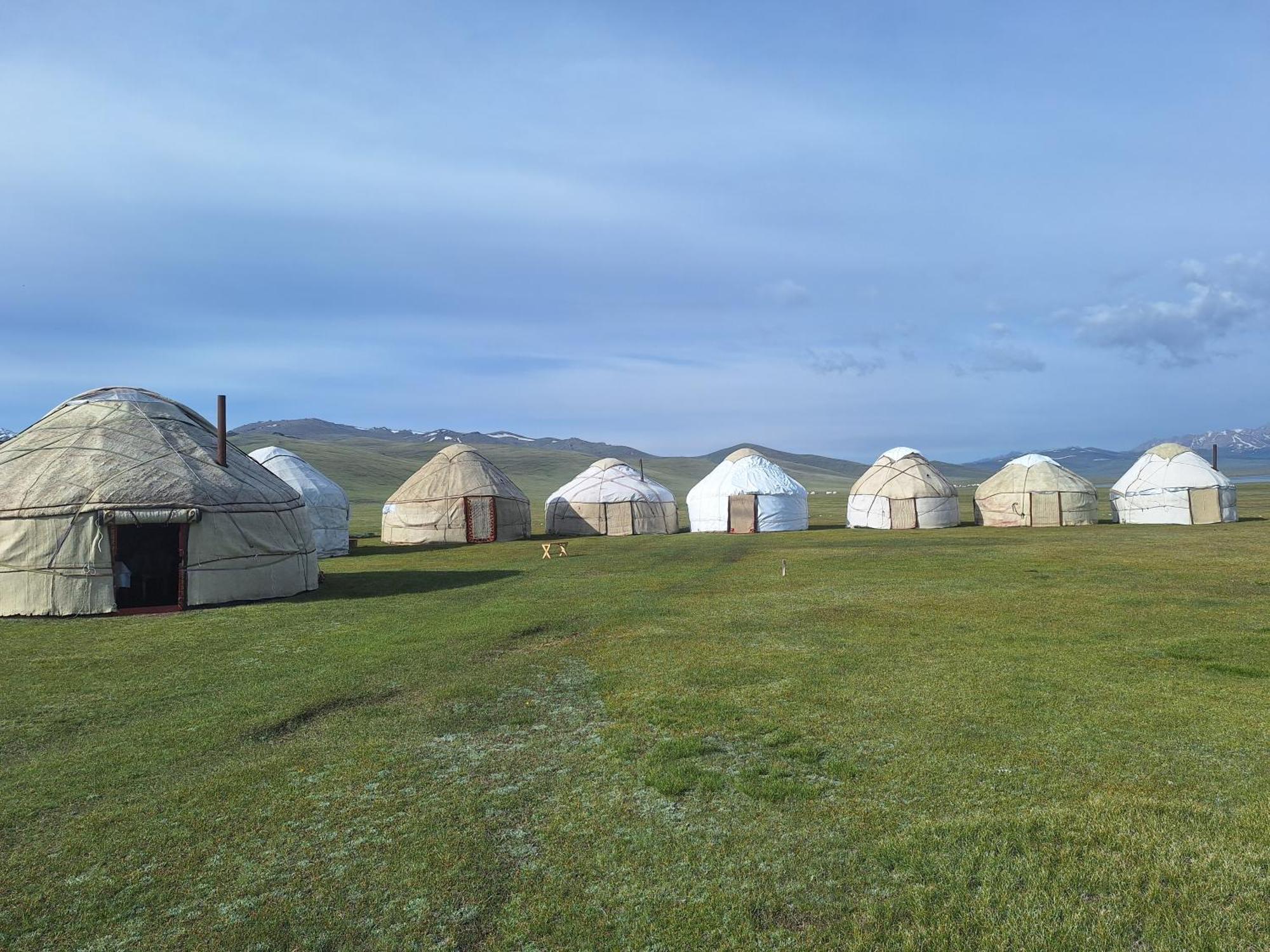 Zalkar Yurt Camp Hotel Song-Kul Buitenkant foto