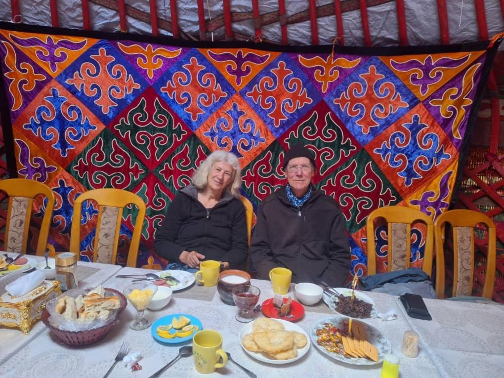 Zalkar Yurt Camp Hotel Song-Kul Buitenkant foto