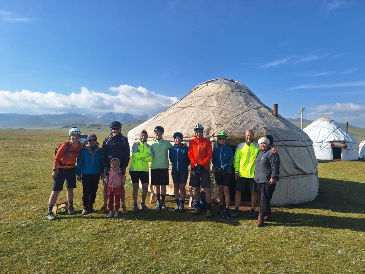 Zalkar Yurt Camp Hotel Song-Kul Buitenkant foto